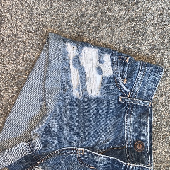 Holllister low rise short short boyfriend shorts - Picture 3 of 9